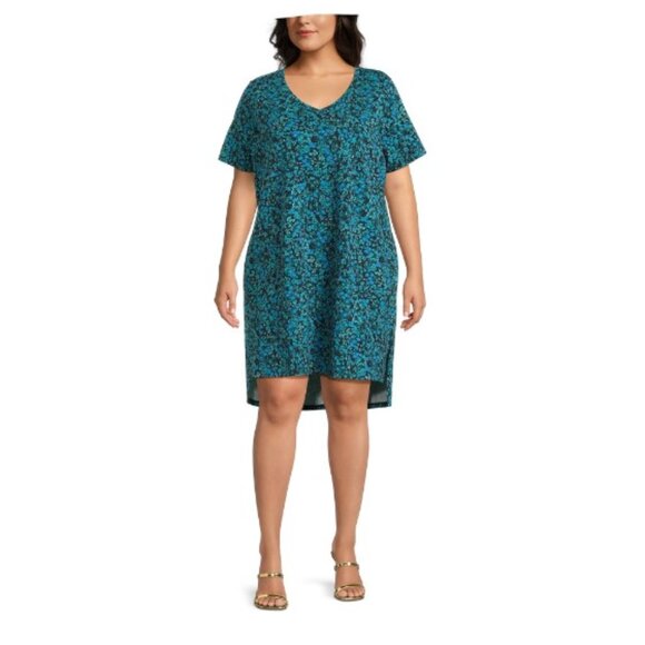 Terra & Sky Women’s Plus Size V-Neck Step Dress, SMALL DITSY FIELD/BLACK - Picture 3 of 5